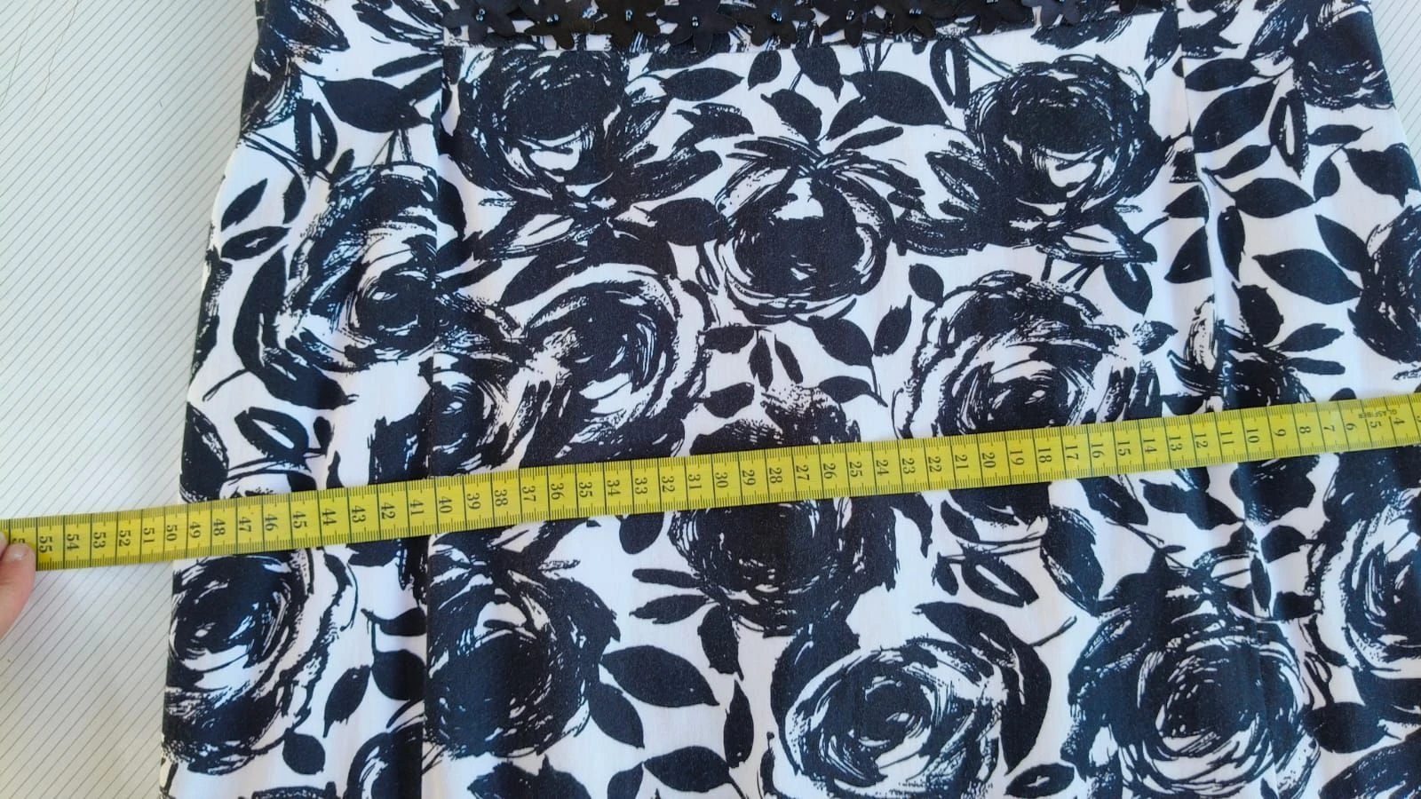 Robe de soirée Daniella Collection - Taille 46 - Imprimé floral avec relief 3D – photo 11